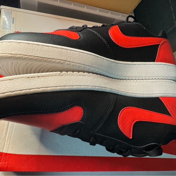 Nike Men's Black and Red Sneakers - Picture 2 of 8